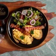 GULF Cafe' & Eatery - โรงแรมไนซ์เรสซิเดนซ์