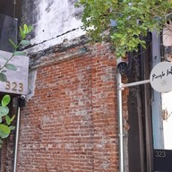 หน้าร้าน Piccolo Kafe