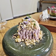 T'IN Cafe and Tea Experience Space