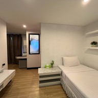 โรงแรมซีทาวน์เวอร์