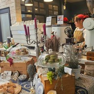 บรรยากาศ Café et Noús Ramkhamhaeng 118