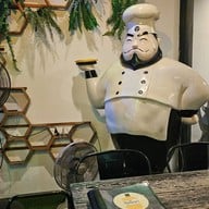 หน้าร้าน กุ๊กขี้เมา นวลจันทร์ 34