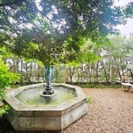 บรรยากาศ Café et Noús Ramkhamhaeng 118