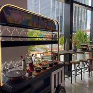 Moxy Bar & Restaurant