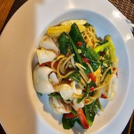 แอท พระนคร คอฟฟี่เฮ้าส์ & เรสเตอรองท์  สาขา 1