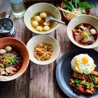 ก๋วยเตี๋ยวเรือ ป ประทีป นิมิตใหม่ นิมิตใหม่