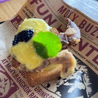 เมนูของร้าน Moxy Bar & Restaurant