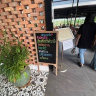 ร้านอาหารฉุย จันทบุรี