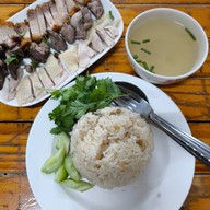 ข้าวมันไก่เลิศรส