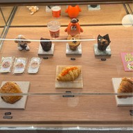 We Are Young - Cafe,Brunch & Art