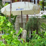 Artory cafe and crafts บางแสน