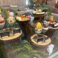 Moakmai Cafe & Restaurant