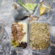 โคตรข้าวผัดผู้ใหญ่ไมค์ ข้าวขาหมูแม่กันตา จรัญสนิทวงศ์ 23