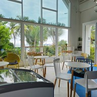 Artory cafe and crafts บางแสน