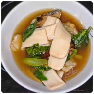 จุฬาหูฉลาม สาขาBTS. โพนิมิตร