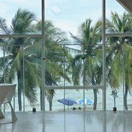 Artory cafe and crafts บางแสน