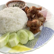 อาหารลงพุง - ข้าวหมูทอด