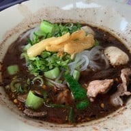 เข็มทิศ ก๋วยเตี๋ยวเรือ อาหารตามสั่ง