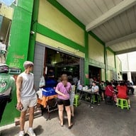 ข้าวหมูแดงหมูกรอบ ศรีวัช เชิญชิม รามอินทรา