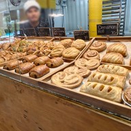 บรรยากาศ The Croissant Corner Or Tor Kor Market