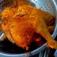ไก่ทอดหาดใหญ่ - อามีน๊ะ ตลาดใหม่ทุ่งครุ 61