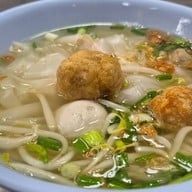 เจ๊โหนก ก๋วยเตี๋ยวลูกชิ้นแคะ (พระราม 2) พระราม 2