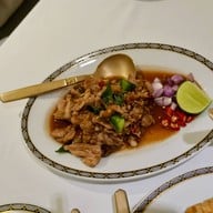 เมธาวลัย ศรแดง พระนคร