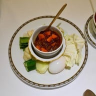 เมธาวลัย ศรแดง พระนคร