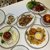 เมธาวลัย ศรแดง พระนคร