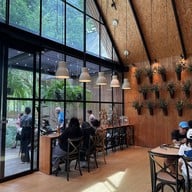 The Village Farm To Cafe’