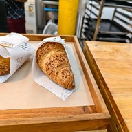 เมนูของร้าน The Croissant Corner Or Tor Kor Market