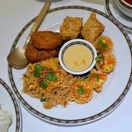 เมธาวลัย ศรแดง พระนคร