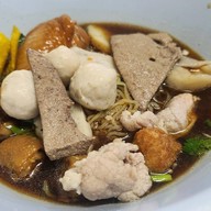 เมนูของร้าน ก๋วยเตี๋ยวท่านฮ๋อง