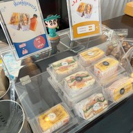 Meeh Roast N Roll ท่าใหม่