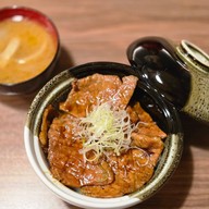 Tokachi ซีพี ทาวเวอร์ 1