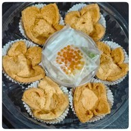 ลูกไก่ทอง ไอคอนสยาม