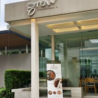 หน้าร้าน Grow Charoennakhon Grow Charoennakhon