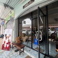 Meeh Roast N Roll ท่าใหม่