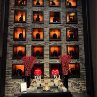 Yu Ting Yuan at Four Seasons Hotel Bangkok at Chao Phraya River