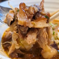 Chim charm (ก๋วยเตี๋ยวปลาคาเฟ่) พัทยา