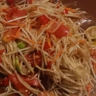 แม่กัญญาโครตยำ  ส้มตำ ลาบ น้ำตก