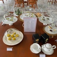 พระราชนิเวศน์มฤคทายวัน