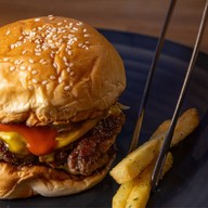 Bitebar Cafe Food Truck