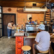 บรรยากาศ Snatch coffee Snatch Sriracha