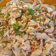 แม่กัญญาโครตยำ  ส้มตำ ลาบ น้ำตก