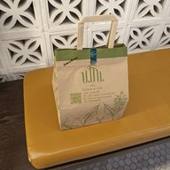 บรรยากาศ ขมิ้น Camin Cuisine & Cafe ซีคอนสแควร์ ศรีนครินทร์