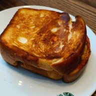 Starbucks ปตท. บรมราชชนนี 97