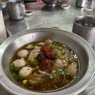 เมนูของร้าน เพ็ญพริกเผ็ด