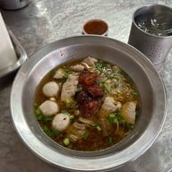 เมนูของร้าน เพ็ญพริกเผ็ด