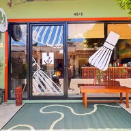 Henshin 2 variety- สาขา นิพัทธ์สงเคราะห์ 2 ซ.1 (หลังสนามกีฬาจิระนคร) -